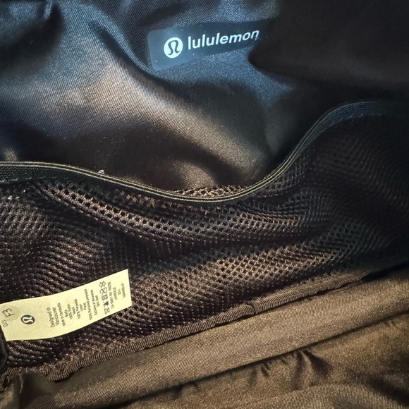 NWT lululemon Go Getter Pouch - Picture 4 of 9